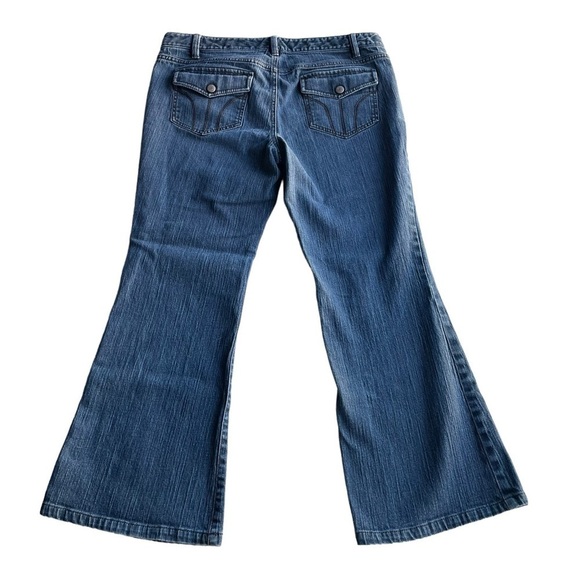 Ann Taylor LOFT Denim Flare Jeans Blue Size 12 Mid rise 27.5L inseam - Picture 7 of 9